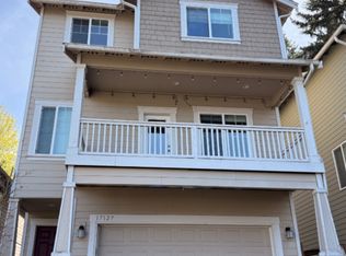 17127 20th Pl W, Lynnwood, WA 98037