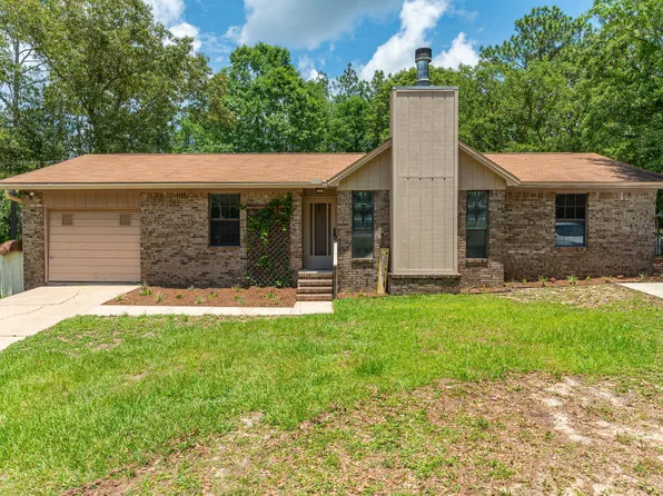 6141 Bud Moulton Rd, Crestview, FL 32536