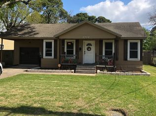 3748 Grant Ave, Groves, TX 77619