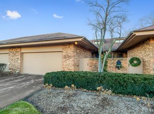 1208 Indian Trail Rd #3E, Hinsdale, IL 60521