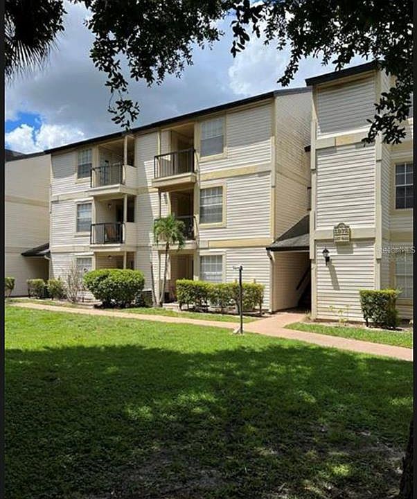 1st image of 1972 LAKE ATRIUMS CIRCLE #187