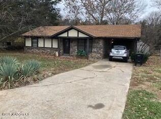 5439 Collier Ln, Jefferson City, MO 65109