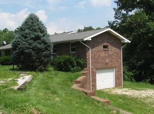 1373 E Furnace Rd, Bloomfield, IN 47424