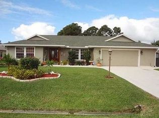 1502 SW Curry St, Port St Lucie, FL 34983