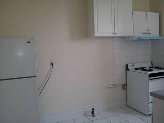 4th image of 525 60th St APT 19