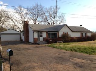 412 E Roscoe St, Endicott, NE 68350