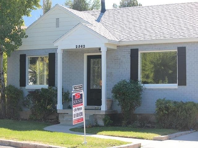 1st image of 2562 E Lambourne Ave