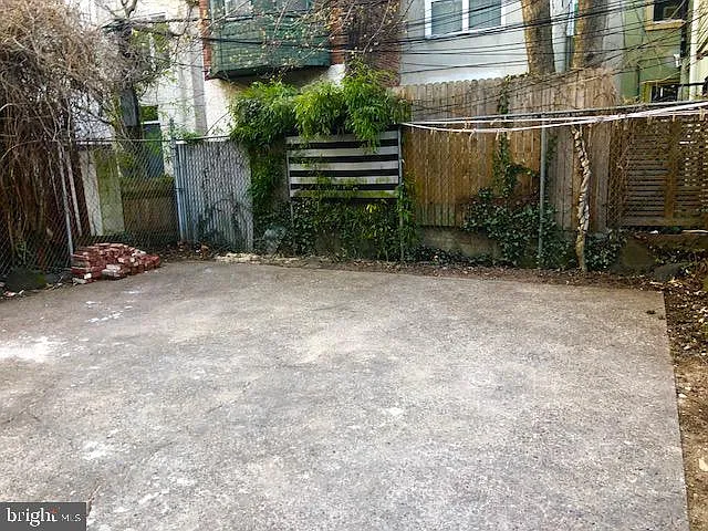 2021 Spring Garden St #1F — Photo 2
