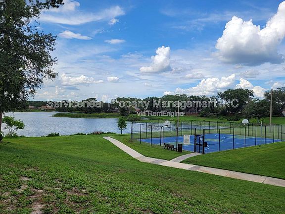 5th image of 3402 Country Woods Ct
