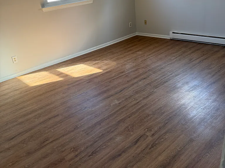 320 Lockridge Ln #320 — Photo 6