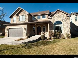 3751 E Clubhouse Ln, Eagle Mountain, UT 84005