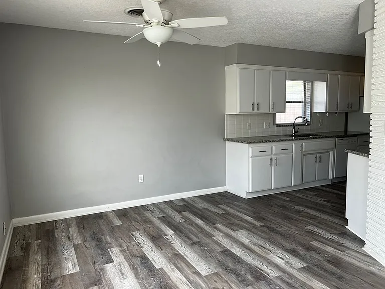 205 Melbourne Ave — Photo 4