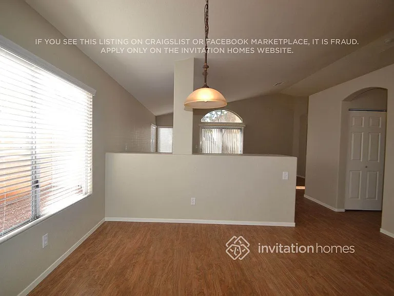 1744 Matador Way — Photo 2
