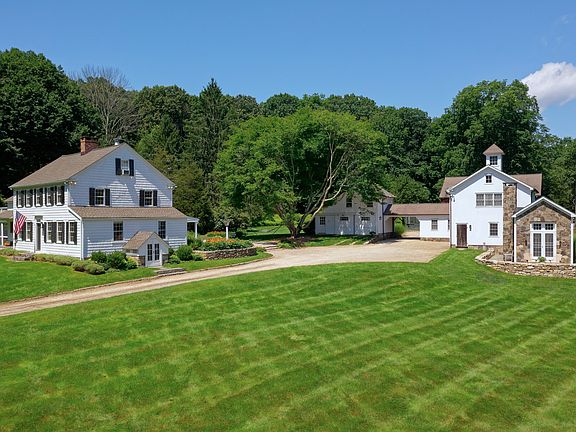 85 Diamond Hill Road