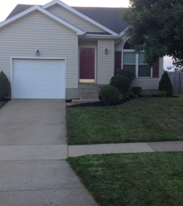 1st image of 10016 Lancewood Rd