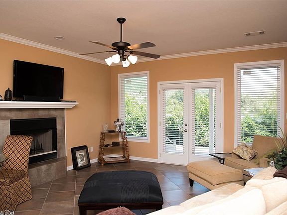 3rd image of 120 Kaleigh Ct #B