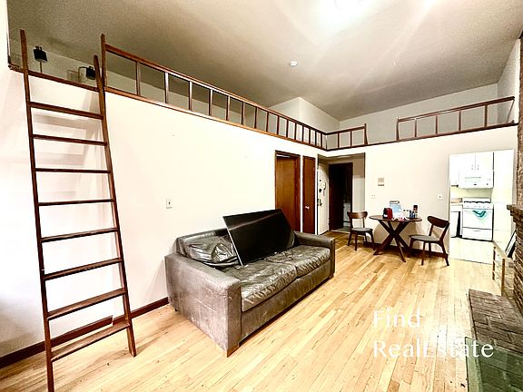2nd image of 36 W 73rd St APT 3