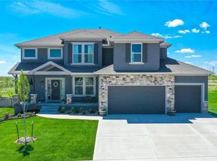 805 Old Hickory Rd, Greenwood, MO 64034