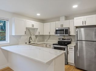 2140 SW Holden St APT B3, Seattle, WA 98106