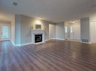 417 Waters Edge Dr #17D, Toms River, NJ 08753