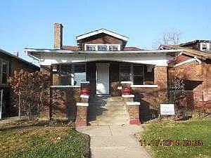 11332 S Wallace St photo 1