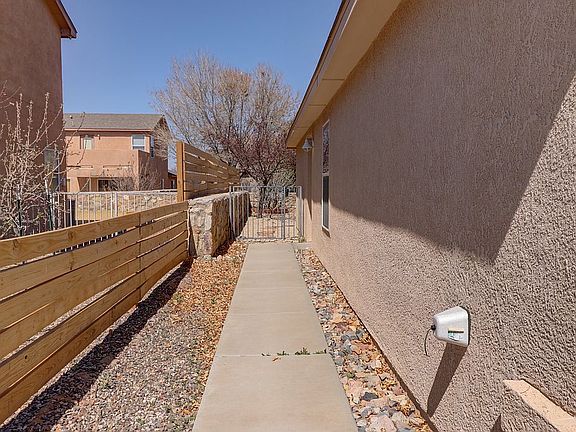 4th image of 5715 Mesa Ave