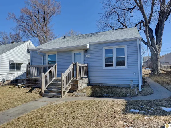 4119 S 39th St, Omaha, NE 68107