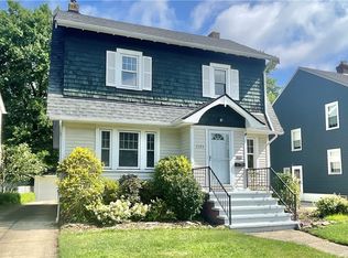 3573 Silsby Rd, University Heights, OH 44118