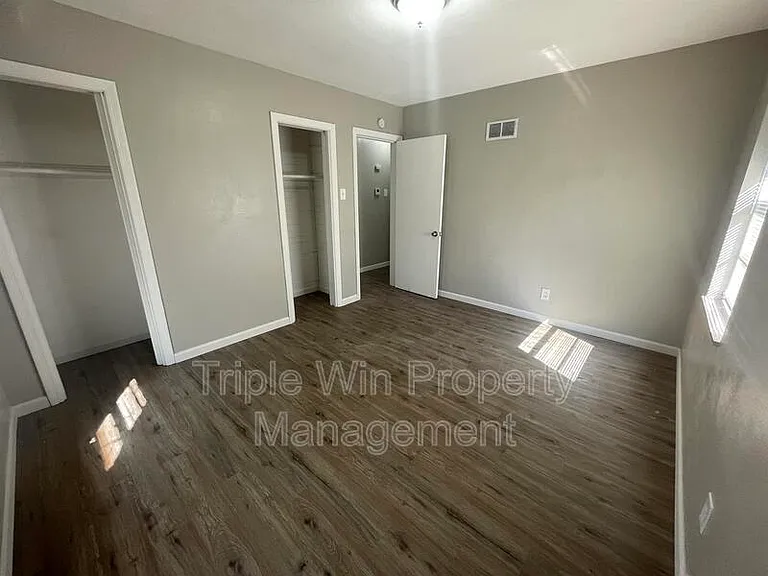 6918 Etzel Ave — Photo 20