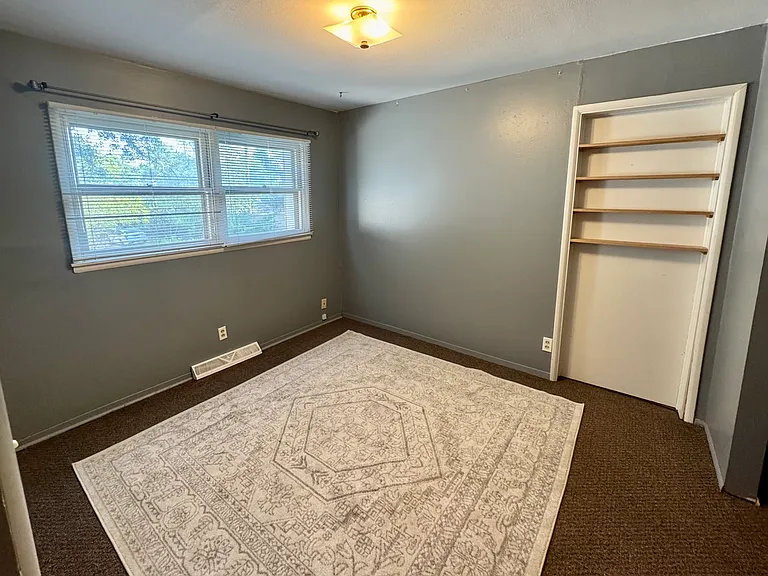 728 Saint Charles St #1 — Photo 9
