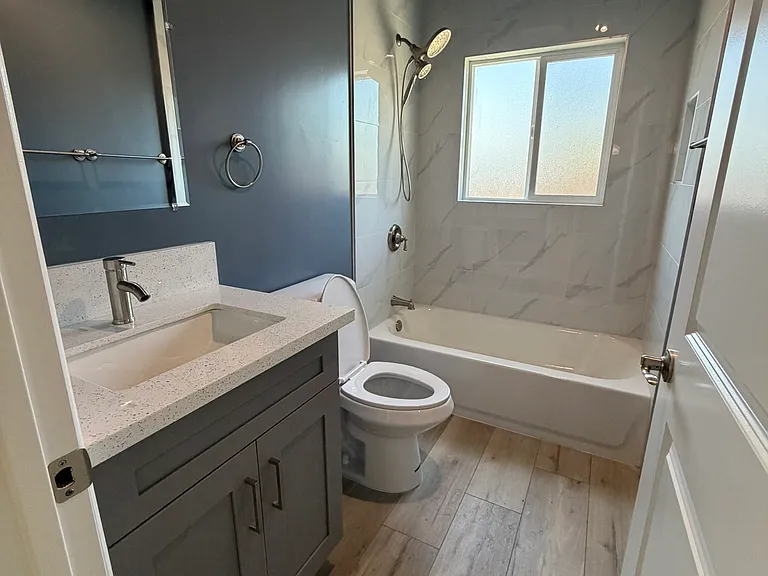 2540 E Dunes St #B — Photo 11