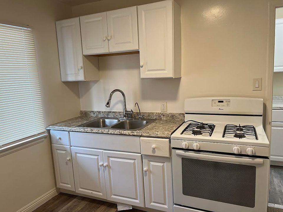 1st image of 1013 E Elk Ave #1015