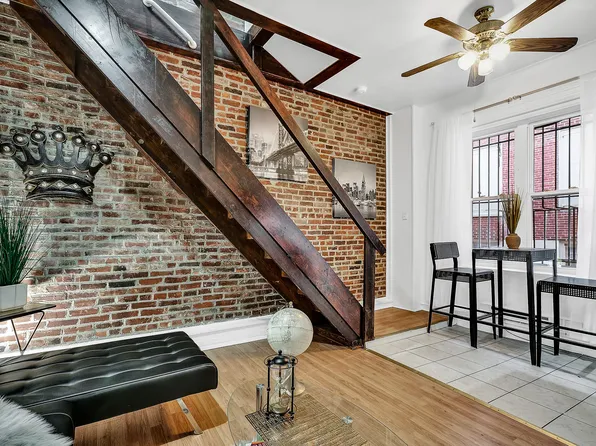 260 Quince St #1R, Philadelphia, PA 19107