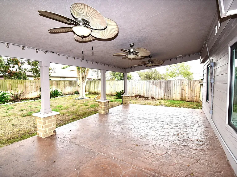 21022 Creek Edge Ct — Photo 27