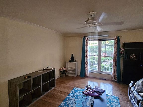 2nd image of 10388 Forest Brook Ln APT A