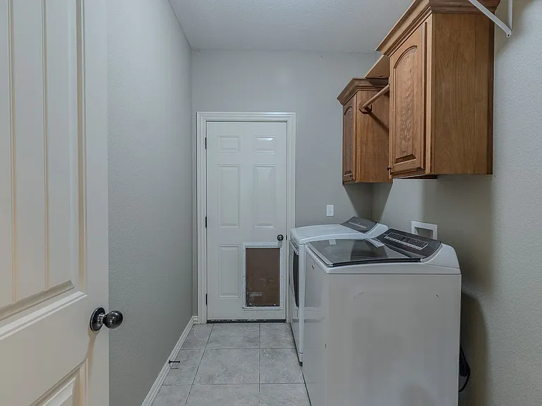 11049 Rausch Ct — Photo 14