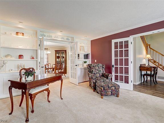 5th image of 15080 Waterford Dr