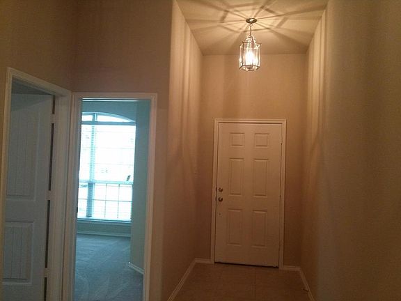 4th image of 437 Windridge Dr