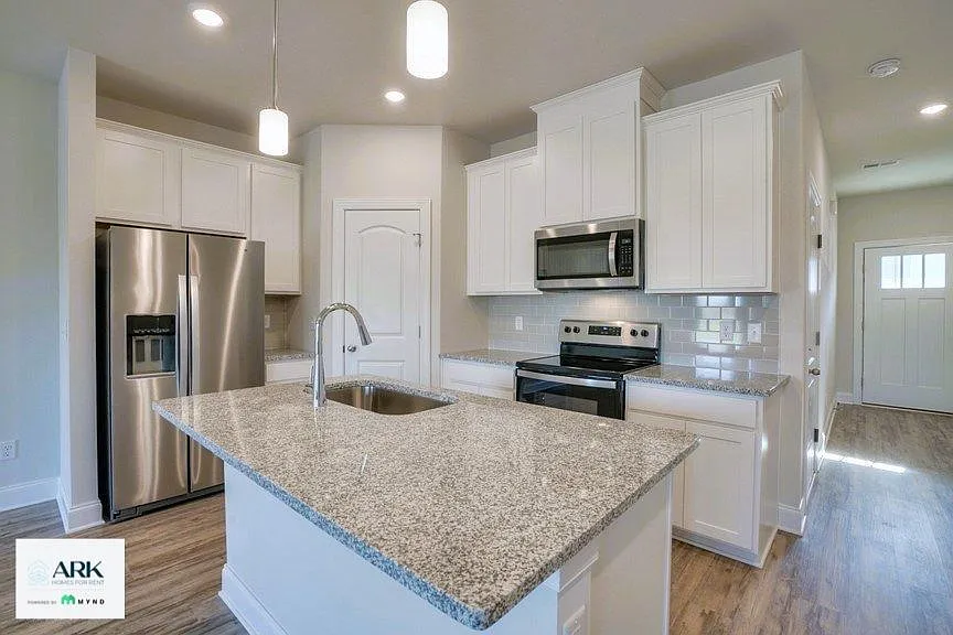 3 bed, 2.5 bath, 1601 sqft, $1,974 — Photo 4