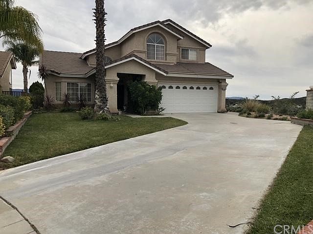 1st image of 22416 Holly Ct