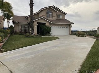22416 Holly Ct, Santa Clarita, CA 91390