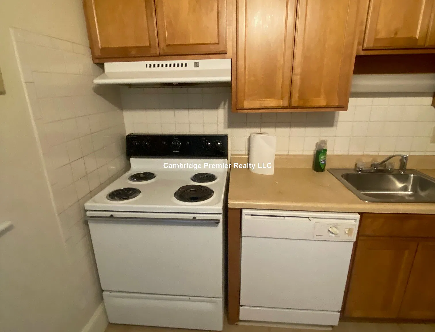 1 bed, 700 sqft, $2,300 — Photo 2