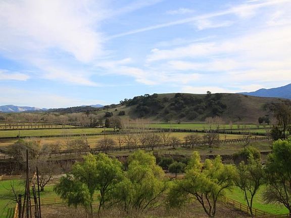 5575 Baseline Grounds/View