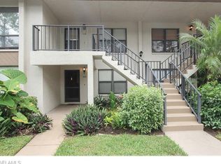 1220 Commonwealth Cir APT 105, Naples, FL 34116