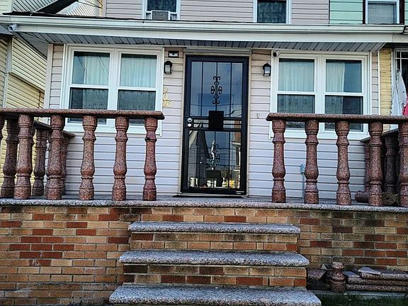 3rd image of 90-26 197th St