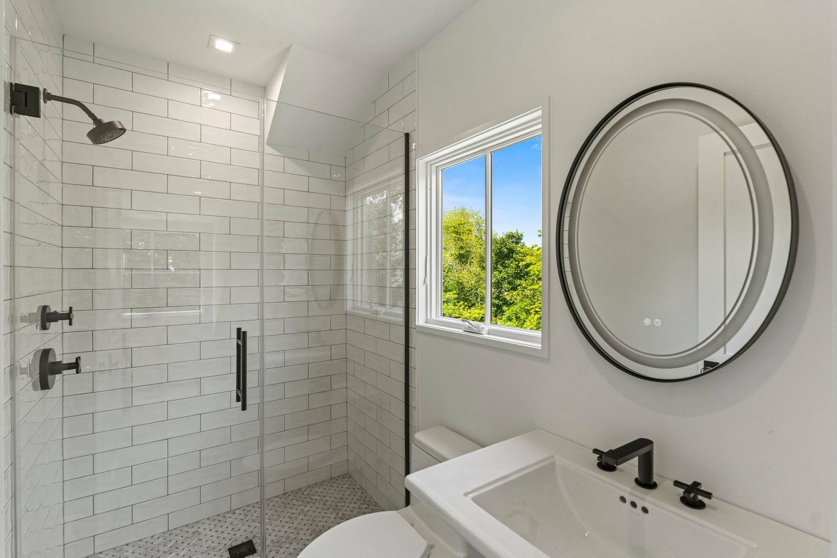 2 of 8 Resort style baths