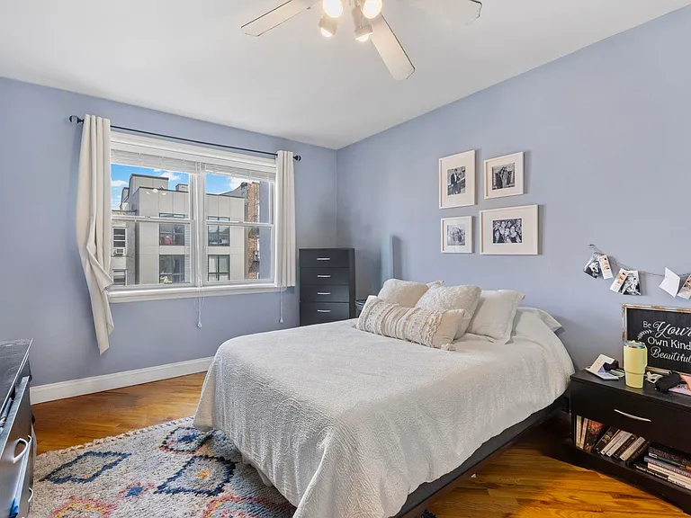 321 Monroe St #4 — Photo 11