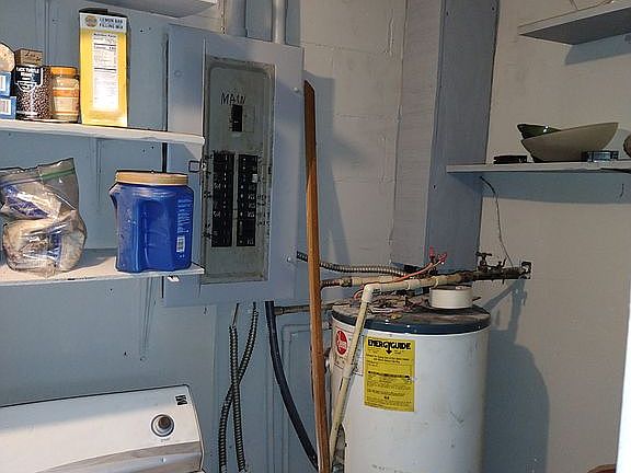 2nd image of 9895 NE 30th Ct