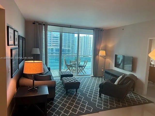 950 Brickell Bay Dr #2104 — Photo 2