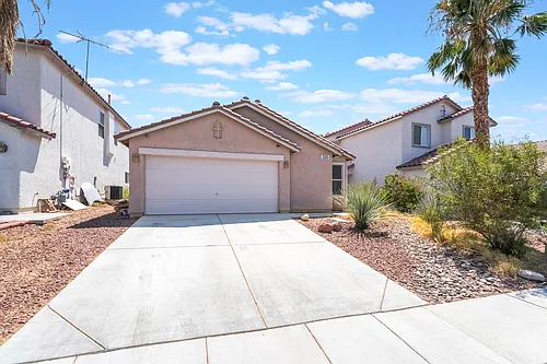 325 Silverado Pines Ave Photo 1